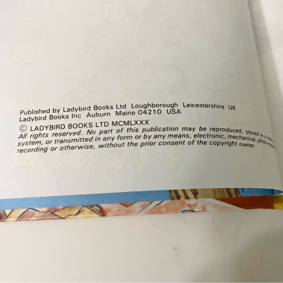 Vintage Well Loved Tales Snow White and The Little Mermaid Books - Picture 14 of 16